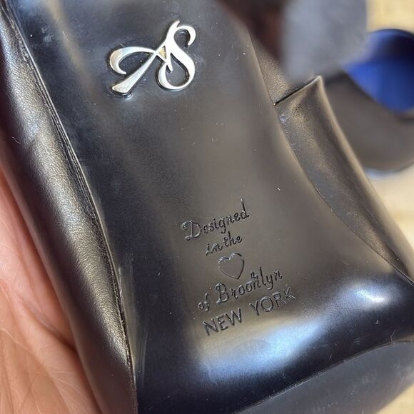 Antonia Saint New York Leather Heels Pumps - Picture 14 of 15